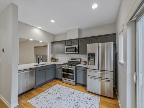 1124 E 46th St, Chicago, IL 60653 photo 12