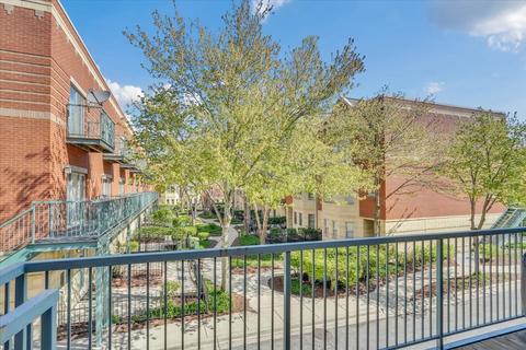 1124 E 46th St, Chicago, IL 60653 photo 17