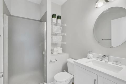 1124 E 46th St, Chicago, IL 60653 photo 8