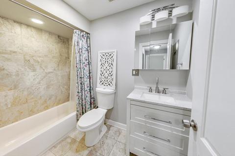 1250 E Washington St #4, Des Plaines, IL 60016 photo 9