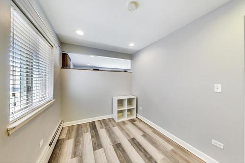 1250 E Washington St #4, Des Plaines, IL 60016 photo 8