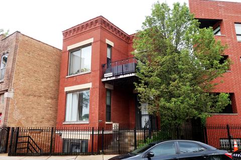 1739 W Beach Ave, Chicago, IL 60622