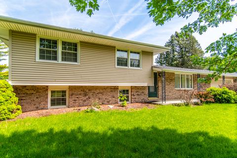 23809 Willow Ln, Minooka, IL 60447 photo 3