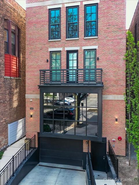 3438 N Elaine Pl #4, Chicago, IL 60657