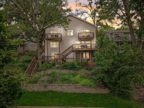 5409 E Lake Shore Dr, Wonder Lake, IL 60097