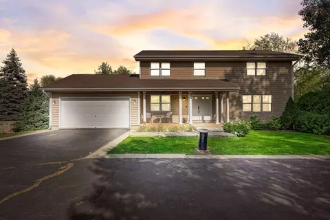 1199 S Barrington Rd, Barrington, IL 60010