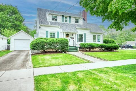 1492 S Jefferson St, Lockport, IL 60441
