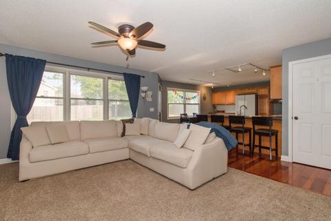 8 Holder Way, Bloomington, IL 61704 photo 22