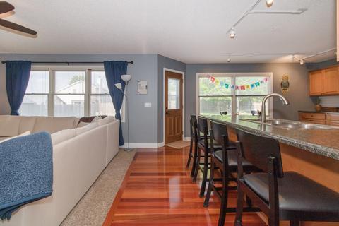 8 Holder Way, Bloomington, IL 61704 photo 20