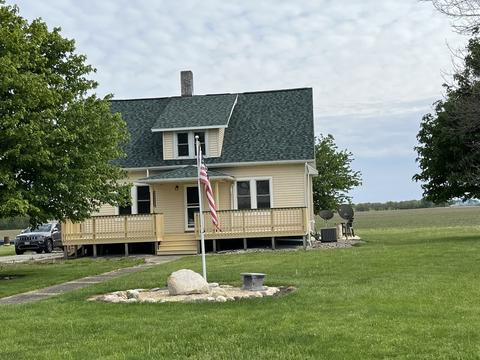 469 E 750 N Rd E, Buckley, IL 60918
