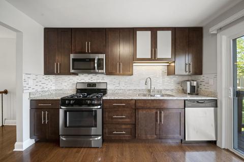 259 Ewell Ct, Bartlett, IL 60103 photo 8