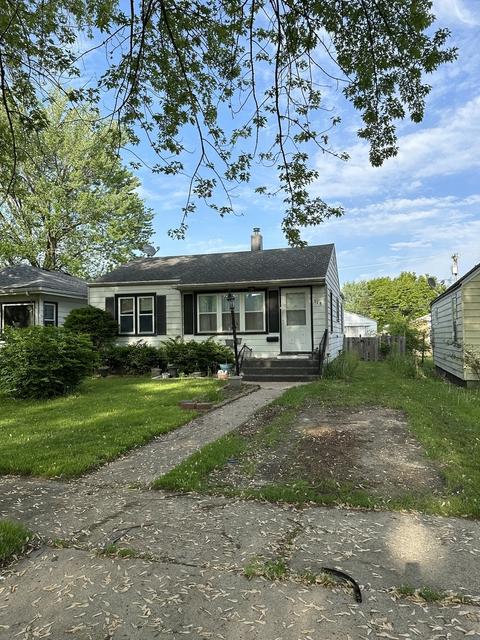 178 N Clinton Ave, Bradley, IL 60915