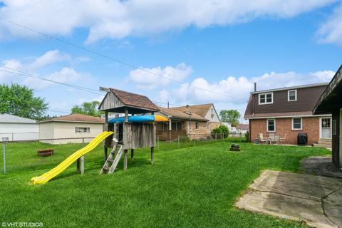 6942 Garden Ln, Bridgeview, IL 60455 photo 16