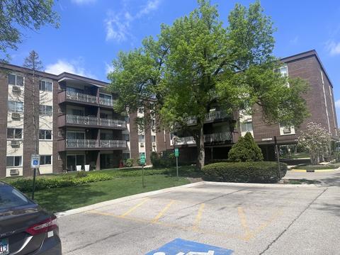 1331 S Finley Rd #214, Lombard, IL 60148