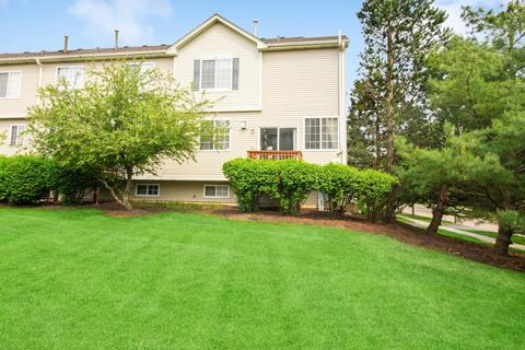 1840 Fredericksburg Ln, Aurora, IL 60503 photo 9