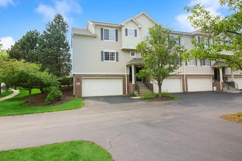 1840 Fredericksburg Ln, Aurora, IL 60503 photo 2