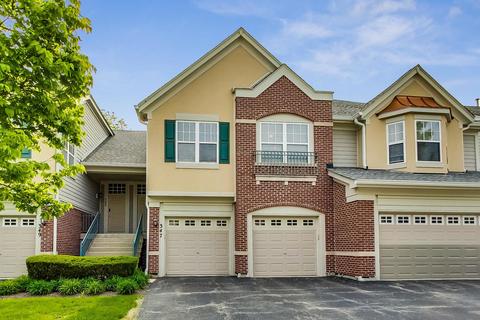 347 Pine Lake Cir, Vernon Hills, IL 60061