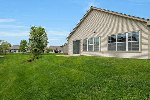 751 Heron Way Ct, Elgin, IL 60124 photo 7