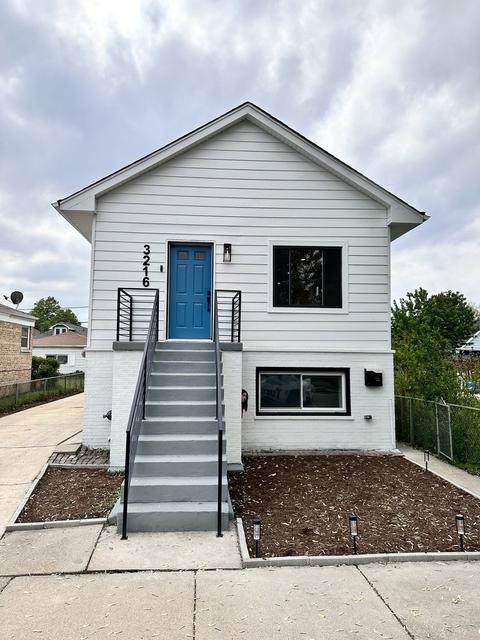 3216 S 52nd Ct, Cicero, IL 60804
