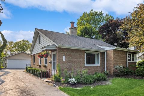114 S Lewis Ave, Lombard, IL 60148