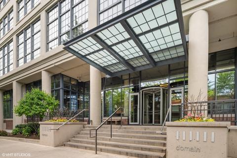 900 N Kingsbury St #709, Chicago, IL 60610
