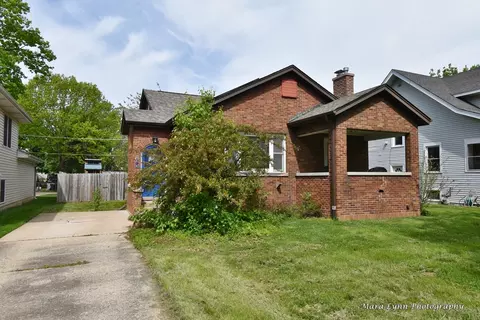 614 Joliet St, West Chicago, IL 60185