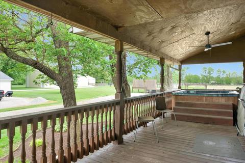 632 E Bodman St, Bement, IL 61813 photo 10