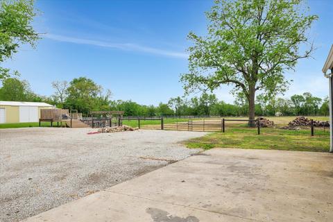 632 E Bodman St, Bement, IL 61813 photo 7