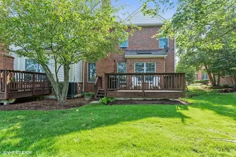 29 Red Tail Dr, Hawthorn Woods, IL 60047