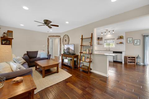 4707 Howard St, Mchenry, IL 60051 photo 6