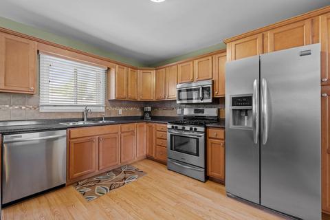 809 Pearson Dr, Joliet, IL 60435 photo 7