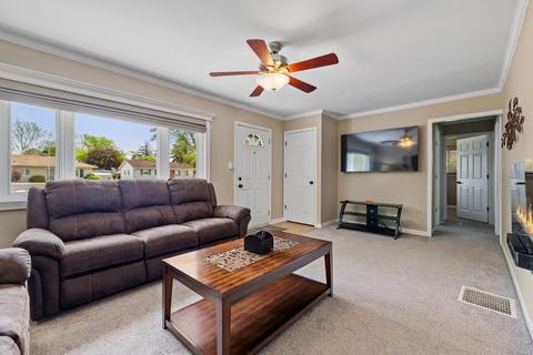 809 Pearson Dr, Joliet, IL 60435 photo 5