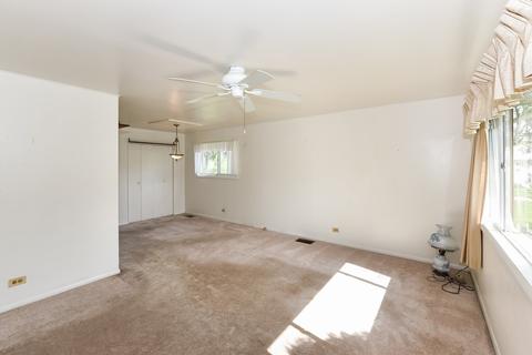 274 Fletcher Dr, Wheeling, IL 60090 photo 8