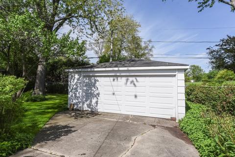 274 Fletcher Dr, Wheeling, IL 60090 photo 3