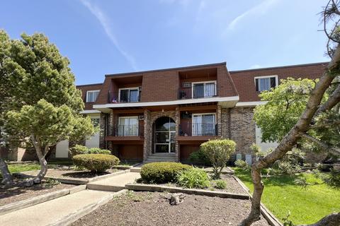 1065 Valley Ln #307, Hoffman Estates, IL 60169