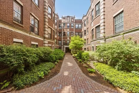 408 Ridge Ave #19-2, Evanston, IL 60202