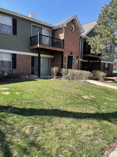 1585 Raymond Dr #202, Naperville, IL 60563