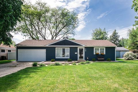 125 S Rosedale Ave, Aurora, IL 60506
