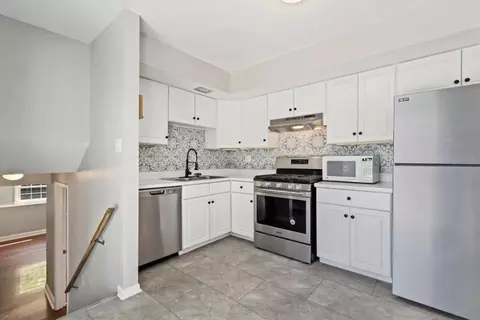 514 Maple Ln, Darien, IL 60561 photo 8