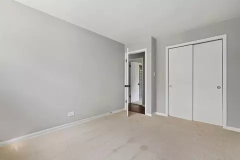514 Maple Ln, Darien, IL 60561 photo 13