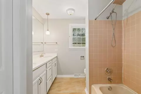 514 Maple Ln, Darien, IL 60561 photo 17
