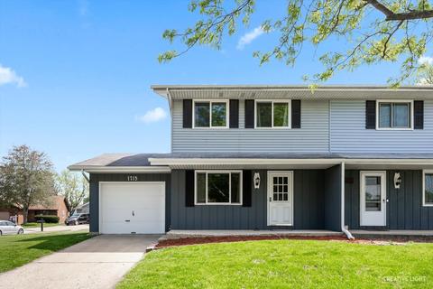 1715 Sheffield Dr, Elgin, IL 60123