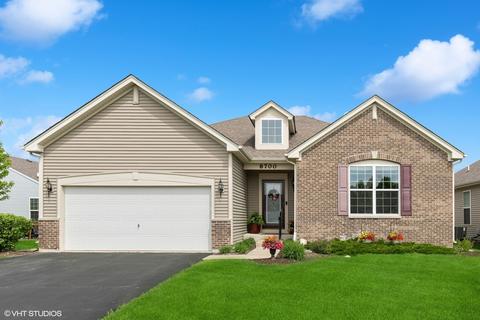 8700 Templeton Rd, Huntley, IL 60142