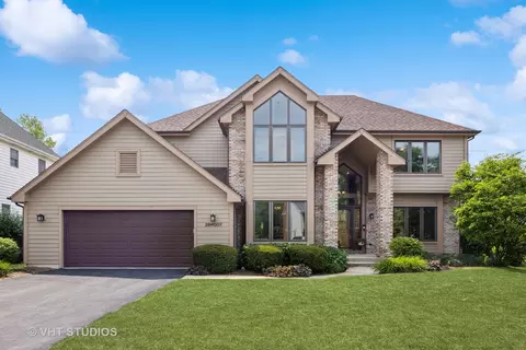 26 W007 Marion Ave, Wheaton, IL 60187