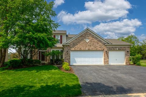 1088 Glen Eagle Dr, Aurora, IL 60502
