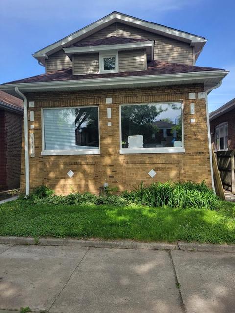 9434 S Calumet Ave, Chicago, IL 60619
