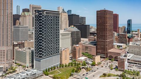 235 W Van Buren St #4122, Chicago, IL 60607