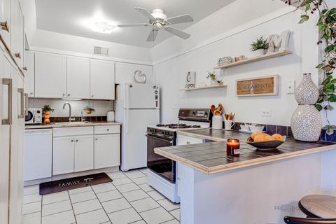1769 Sessions #H, Hoffman Estates, IL 60169 photo 11