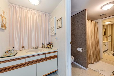1769 Sessions #H, Hoffman Estates, IL 60169 photo 21