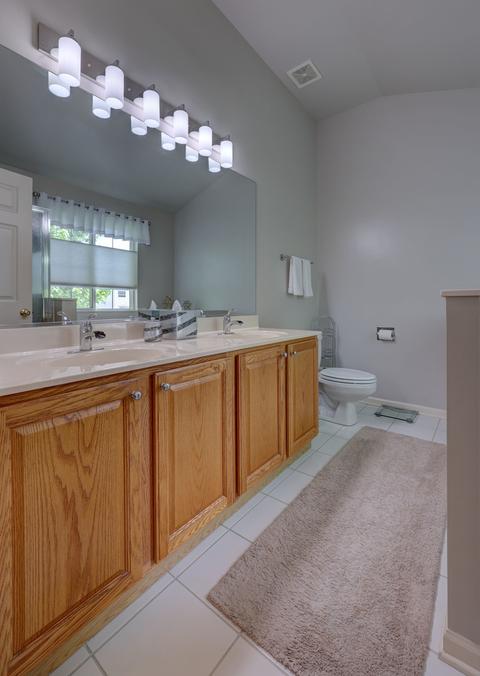 210 Remington Dr, Bartlett, IL 60103 photo 25